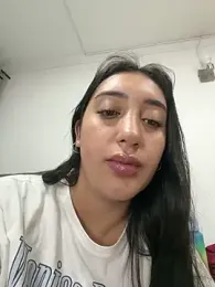 Hannahoff webcam model stream image