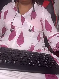 roasted_peanut webcam stripchat model stream image