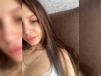 Malvinka2229 webcam model stream image