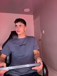 AdrianRinaldi webcam model stream image