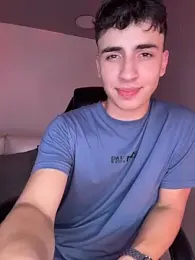 AdrianRinaldi webcam model stream image