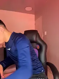 AdrianRinaldi webcam model stream image