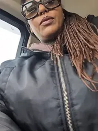 DarkDea webcam model stream image