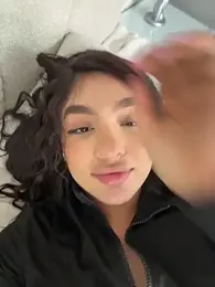 jenn_fit webcam model stream image