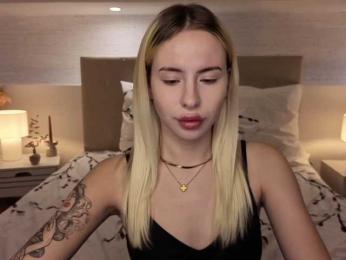 Bella-crazyy webcam model stream image