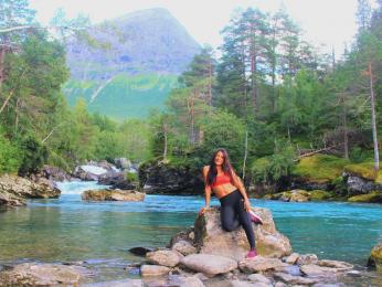 LauraCanek webcam model stream image