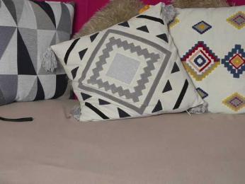 LoriMinelli webcam model stream image