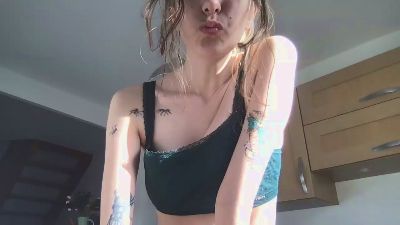leautima webcam model stream image