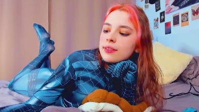 AmieeVarrato webcam model stream image