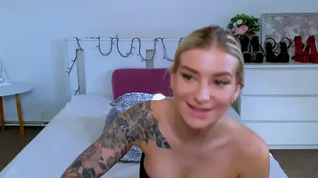 Lia_Benini webcam stripchat model stream image