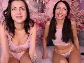 kinkyfriedchicks_ webcam chaturbate model stream image