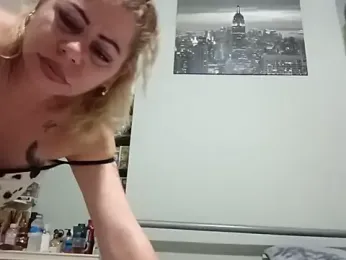 Sofialovee69 webcam stripchat model stream image