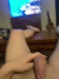 keev09 webcam model stream image