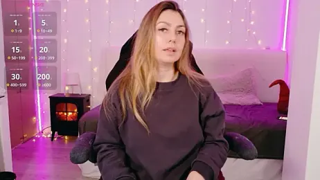 LindaWhite_ webcam model stream image