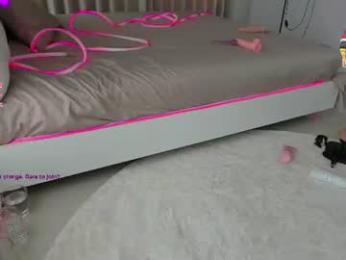 free_forever webcam model stream image