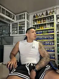 OliverWest04 webcam stripchat model stream image