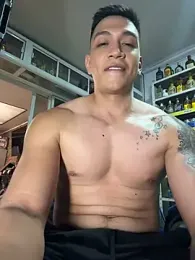OliverWest04 webcam stripchat model stream image