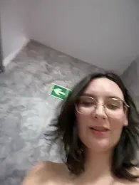 The_Snowwhitee webcam model stream image