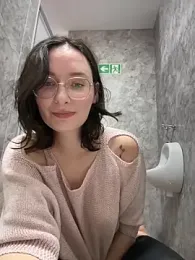 The_Snowwhitee webcam stripchat model stream image