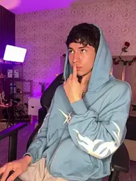 kaelwolf_tay webcam model stream image