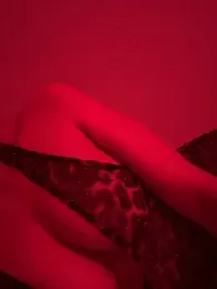 beurettee webcam model stream image