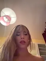 Carlita_cute webcam stripchat model stream image