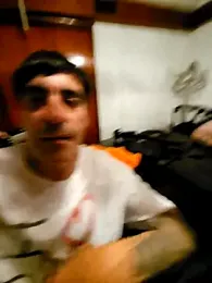 Elnonoykeila77 webcam model stream image