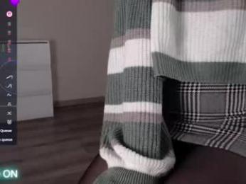 noelleneptune webcam chaturbate model stream image