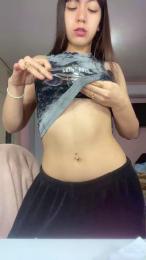 Nicki webcam cam4 model stream image