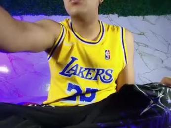 mikevianny webcam chaturbate model stream image