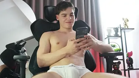 Max_cortes1 webcam model stream image