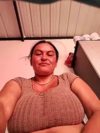 Horny-Mommy-Dirty webcam model stream image