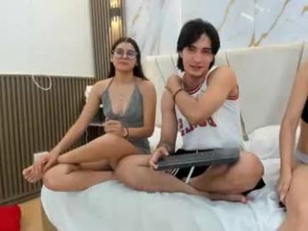 sweetauracouple webcam model stream image