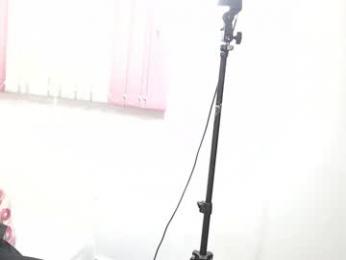 scarletlevis webcam model stream image