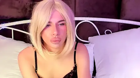 KarolinePorshe webcam model stream image