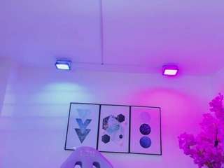 tamaragrays webcam model stream image