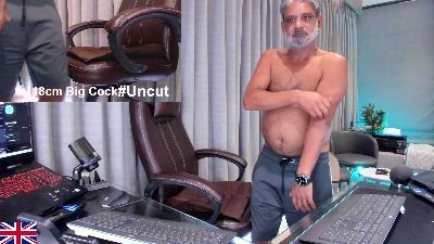 OnlineBossUK webcam model stream image
