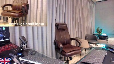 OnlineBossUK webcam model stream image