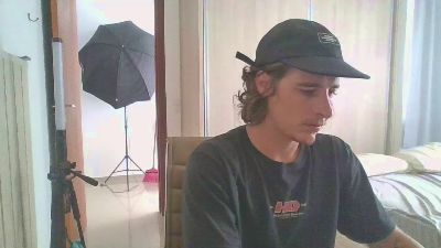 Wave_Boy webcam model stream image