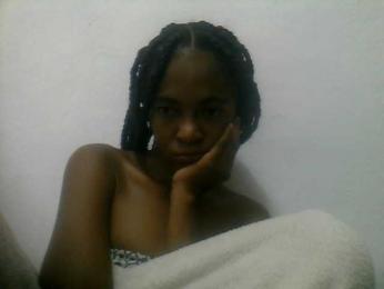 Sthela webcam model stream image