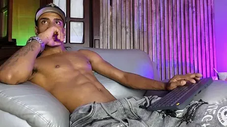 AaronCruz_ webcam stripchat model stream image