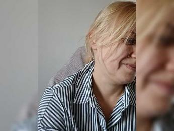 EfrosinyaRAY webcam bongacams model stream image
