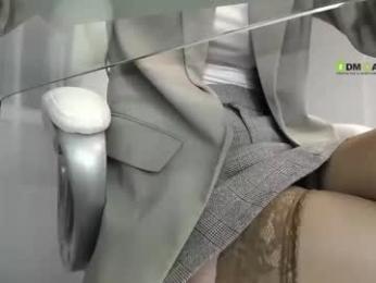 leraooook webcam model stream image