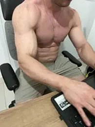 boynoshaperj webcam model stream image
