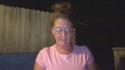 Lynniexo webcam model stream image