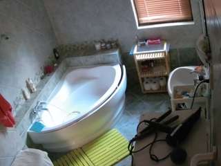 voyeurcam-julmodels-bath-1st-2 webcam model stream image