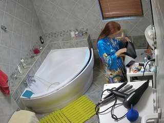 voyeurcam-julmodels-bath-1st-2 webcam model stream image