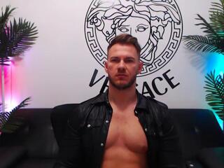 Marco Riciardo webcam flirt4free model stream image
