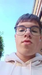 Alejandro2o50d webcam model stream image