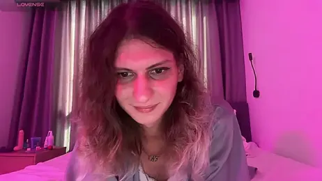 AlicePinkhead webcam model stream image